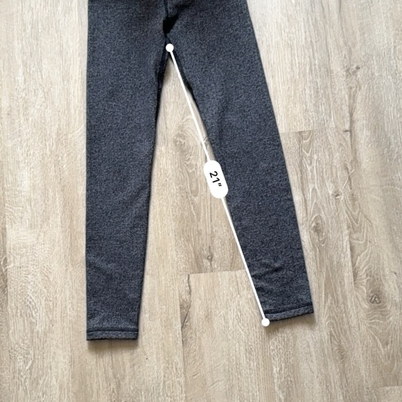 Ivivva Leggings Herringbone Print size 8 - Picture 3 of 6